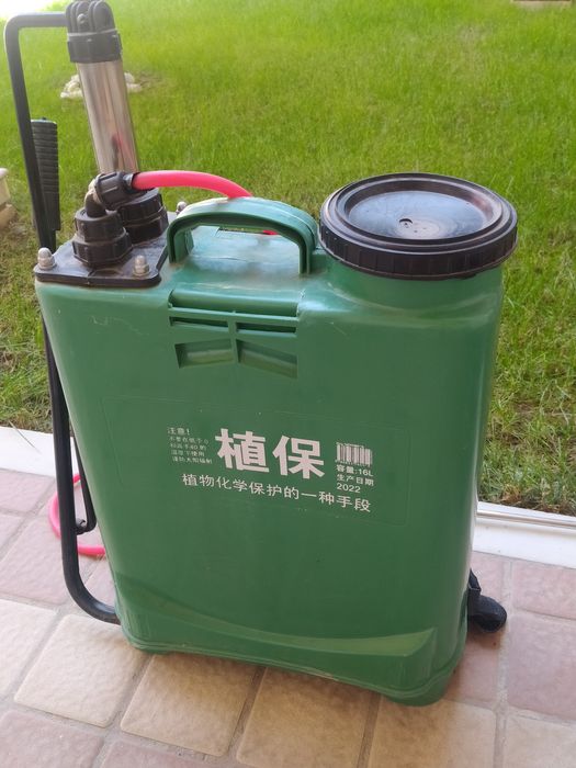 Дарахтга дори сепадиган идиш