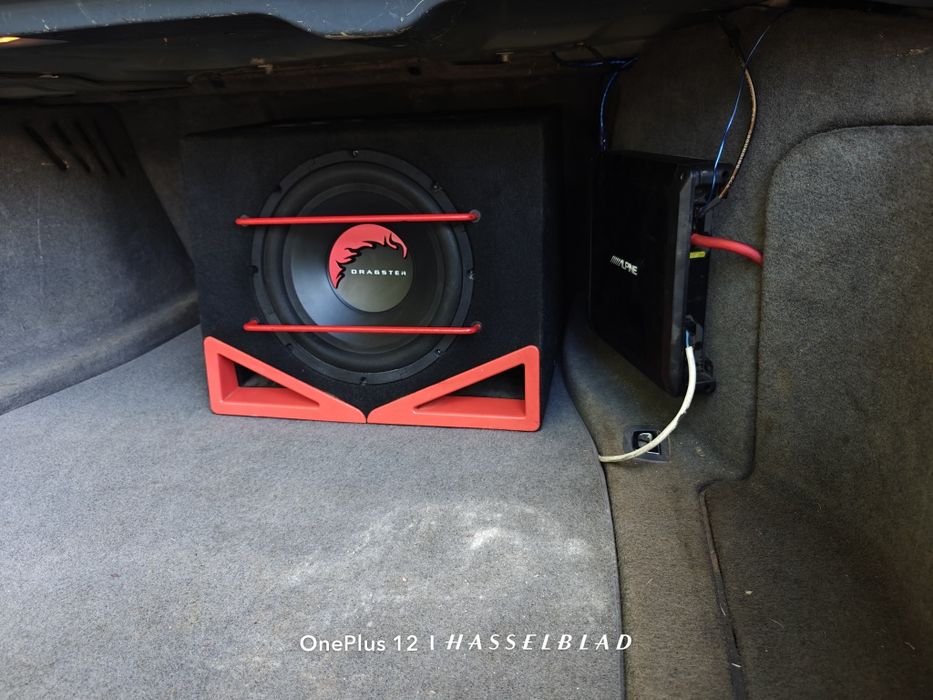Vând Urgent Subwoofer auto