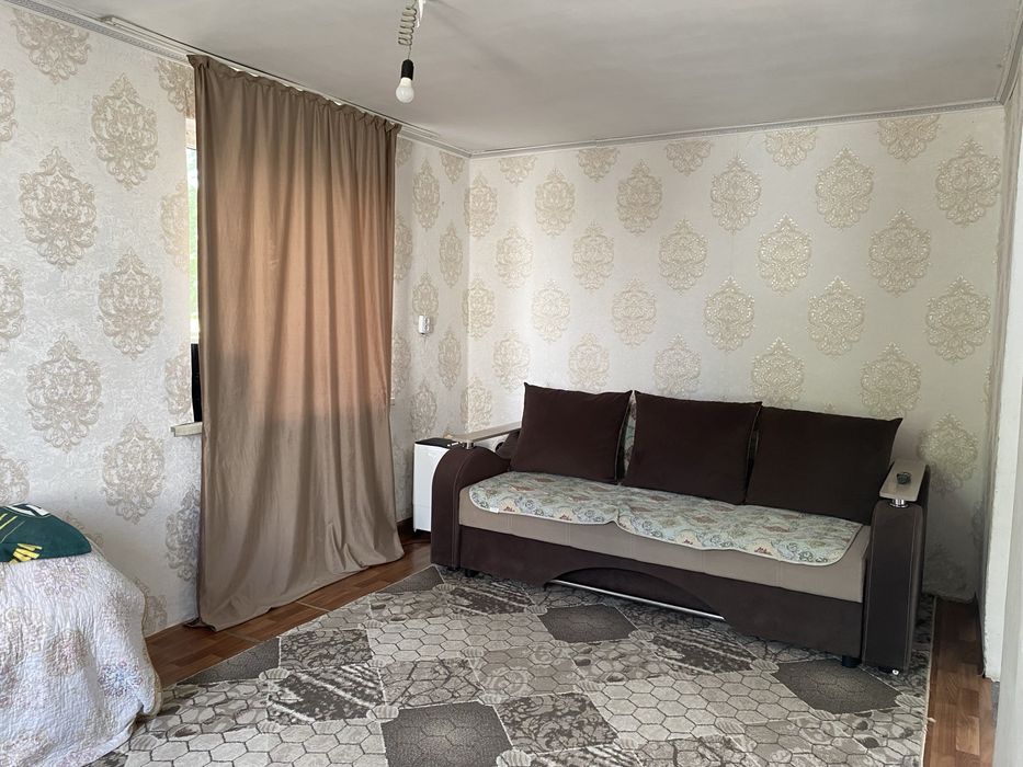 Продам ковер 5*2,5