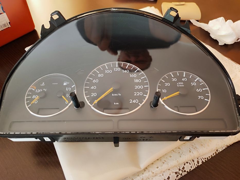 Щиток приборов Mercedes ml350