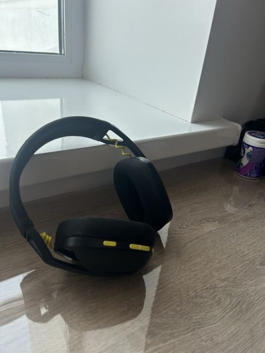 Продам наушники G435