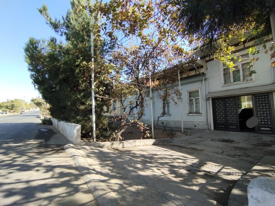 Уй сотилади Юнусобод Шахристанский Отчопар.Продаётся дом Шахристанский