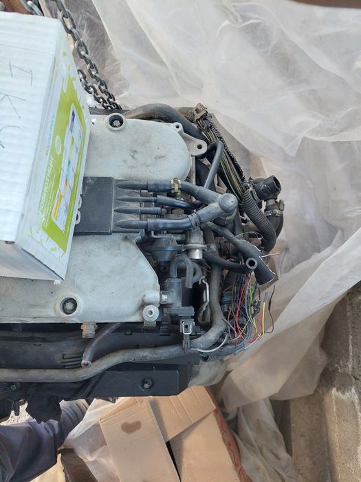 Продавам двигател за Опел 2.6в6