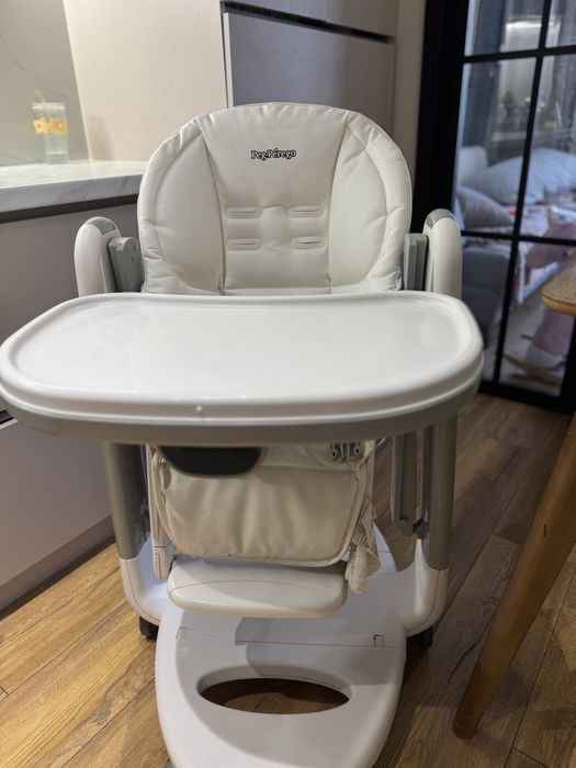 Стульчик для кормления Tatamia