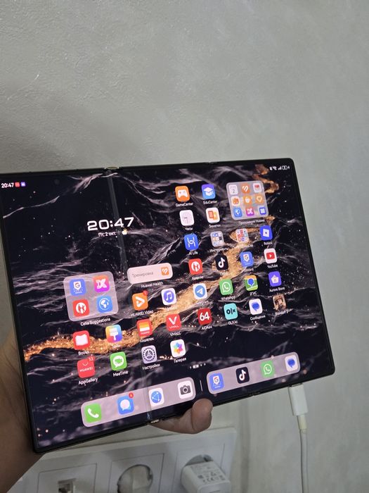 Huawei mate xt ultimate Design 512/100%