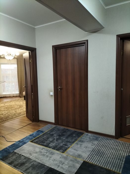 Продам 3-х комнатную квартиру распашонку