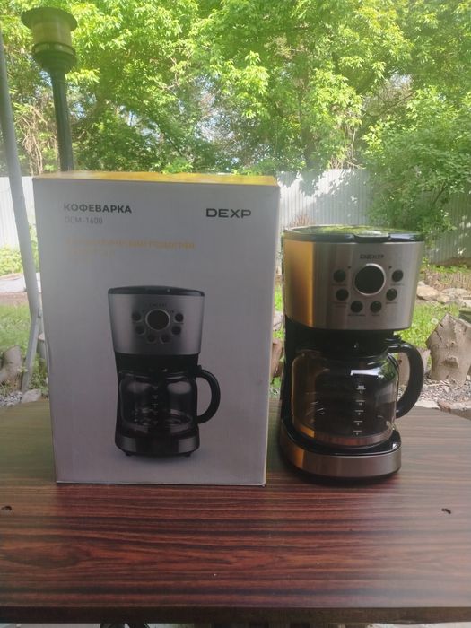 Кофеварка DEXP DCM 1600