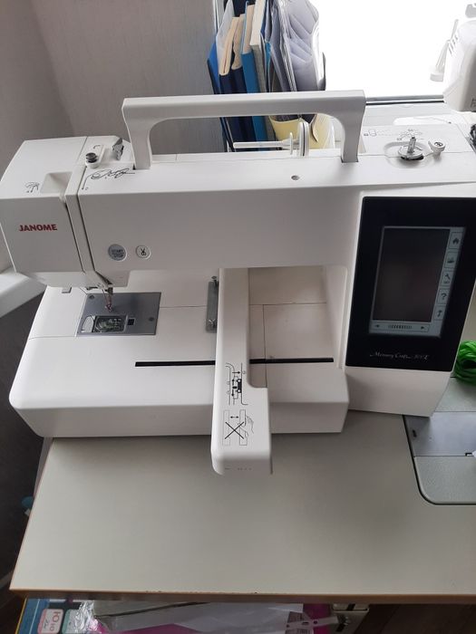 Вышивальная машина JANOME MC  500E