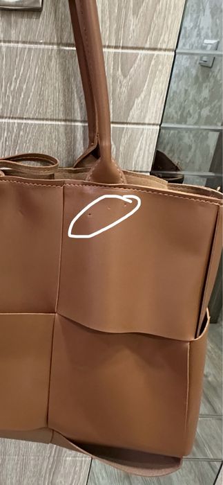 Женская стильная сумка на все времена