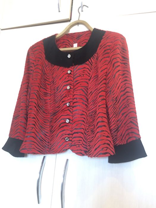 Женская одежда (разная)