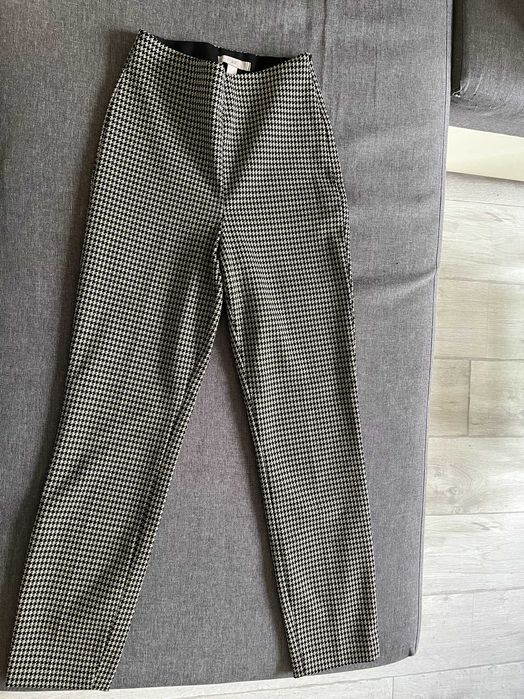 Панталони H&M – модерни и запазени!