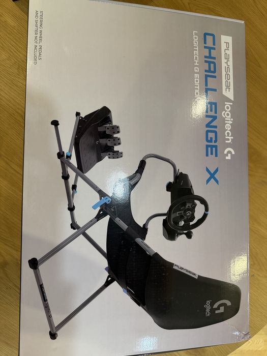 Logitech PlaySeat Challenge X