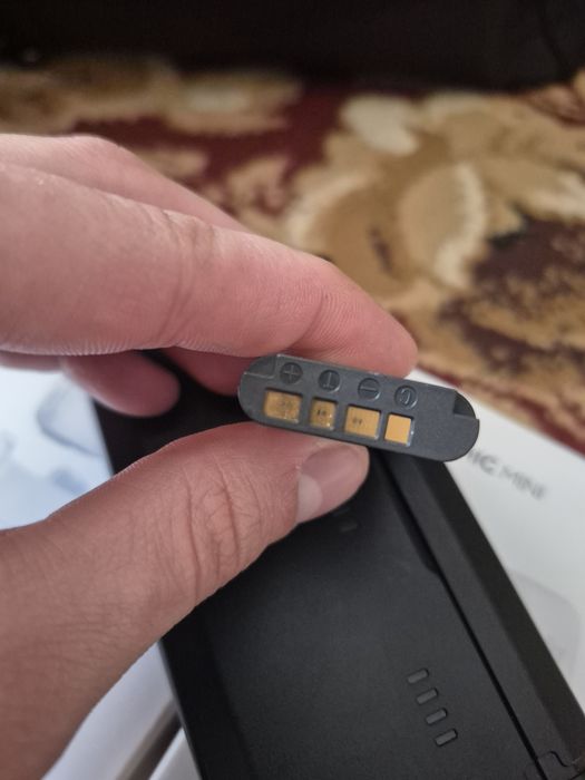 Baterii camera sony zv 1 cu incarcator inclus