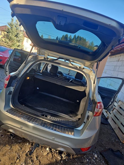 Vând Ford Kuga 2.0 TDI