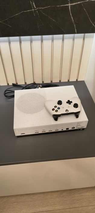 Xbox One S de 1 TB