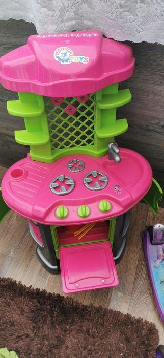 Продам кухню детскую