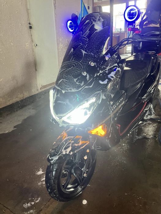 Мопед скутер макси