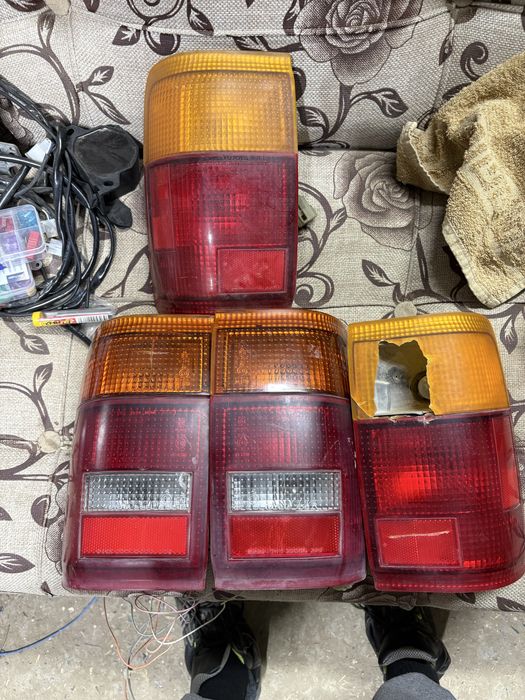 Задние фонари для 4RUNNER,SURF