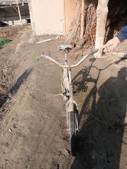 Zapchasga beriladi   yoki uzi shunday sotiladi