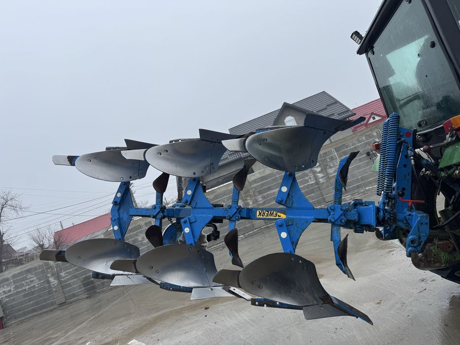 Vând Plug reversibil hidraulic Rabewerk 2+1