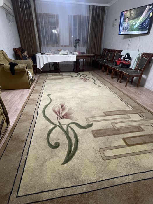 Продам ковер 2.5*5 м