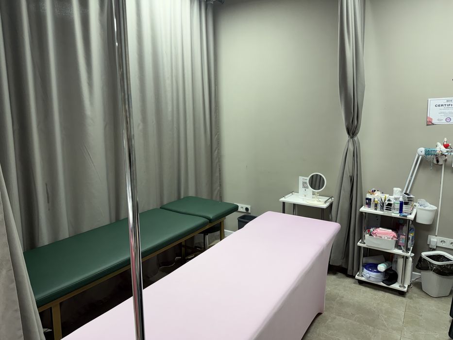 Кушетка в аренду 25000