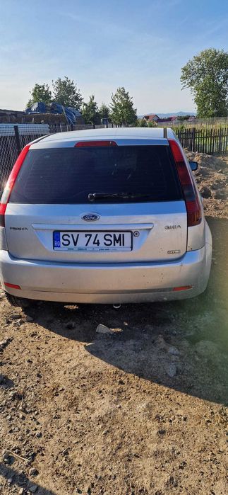 Dezmembrez/vand ford fiesta fără catalizator