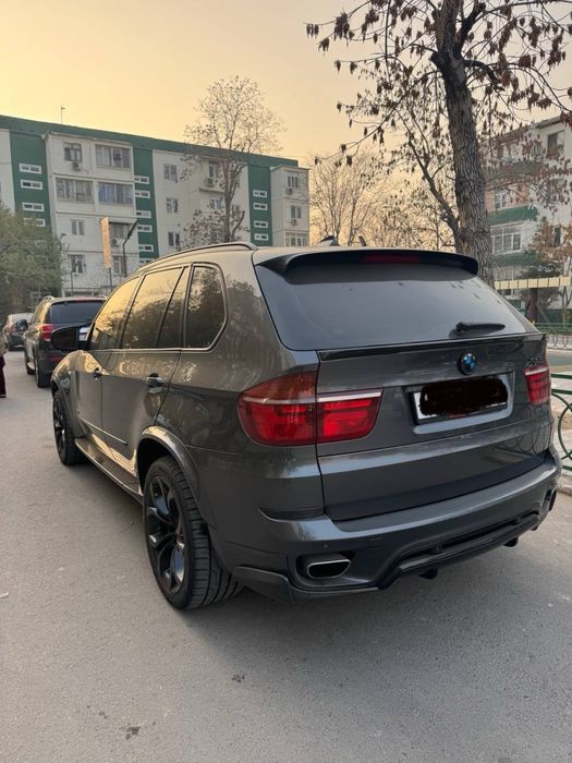 BMW X5 50i 2011yil