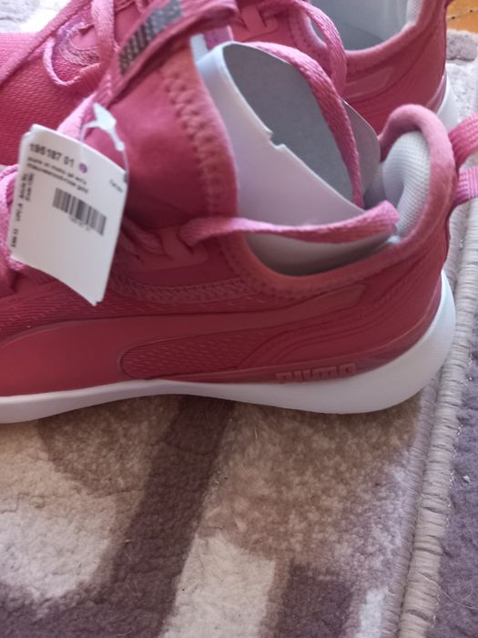 Нови дамски маратонки 37,5