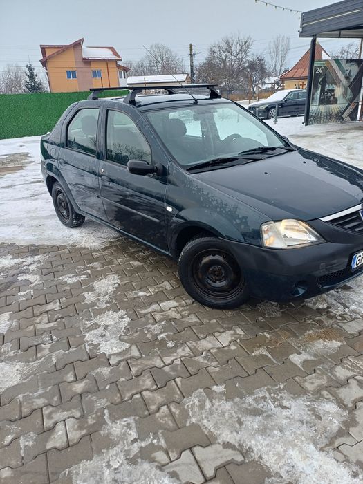 Vând logan in stare foarte bună