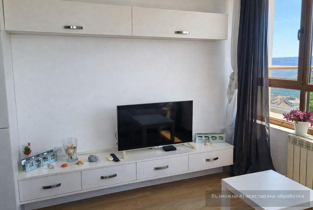 Тристаен апартамент в района на Чаталджа!