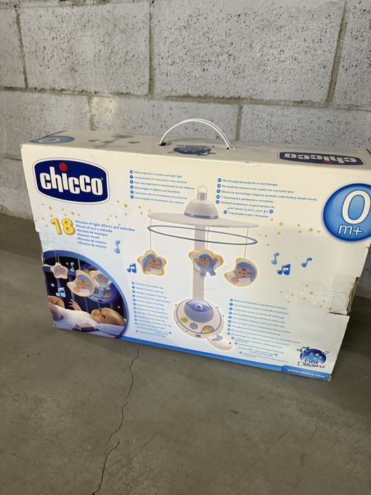 Музыкальный мобиль-проектор-ночник Chicco