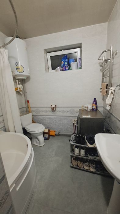 Xasanboy kensoy mahallada dom 3xona sotiladi