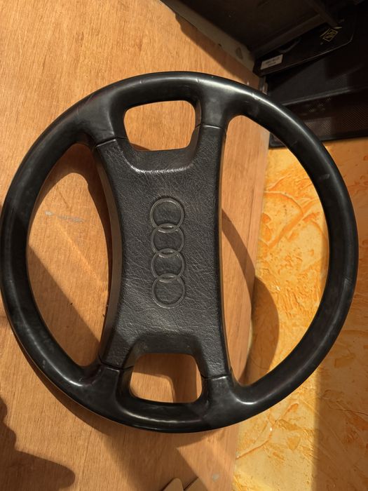Продам Руль ауди 100
