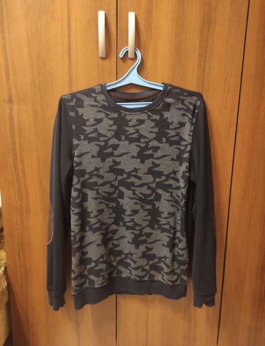 Мужской свитшот (свитер)