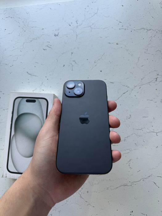 Продам IPhone 15 128 gb
