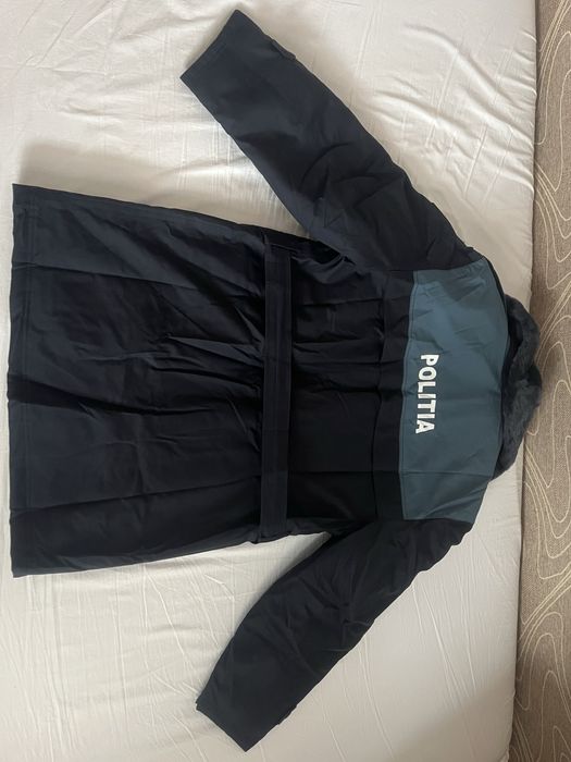 Scurta cu mesada detasabila si guler blana naturala