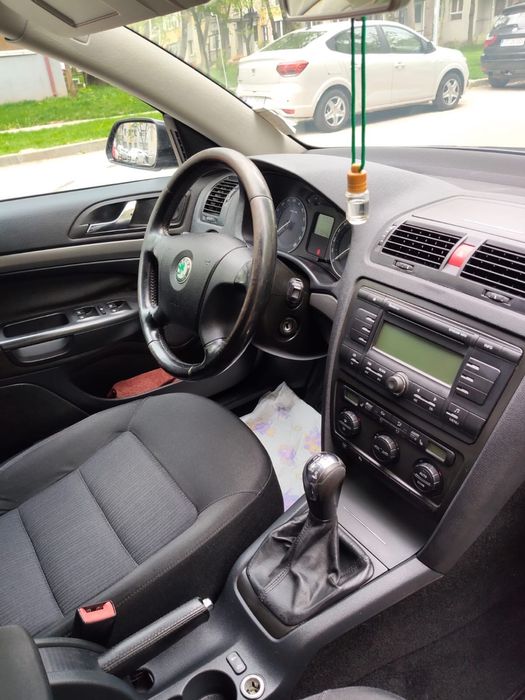 Se vinde skoda octavia 2