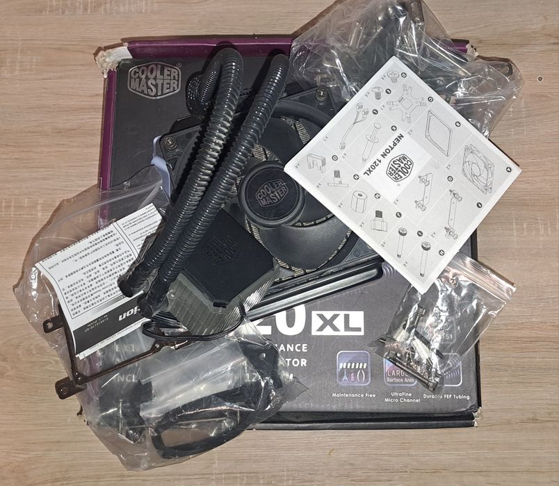 Vand sau schimb, cooler pe lichid Cooler Master Nepton 120 XL