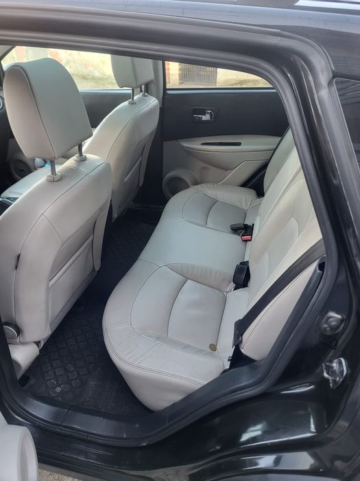 Vind auto Nisan Qasqai