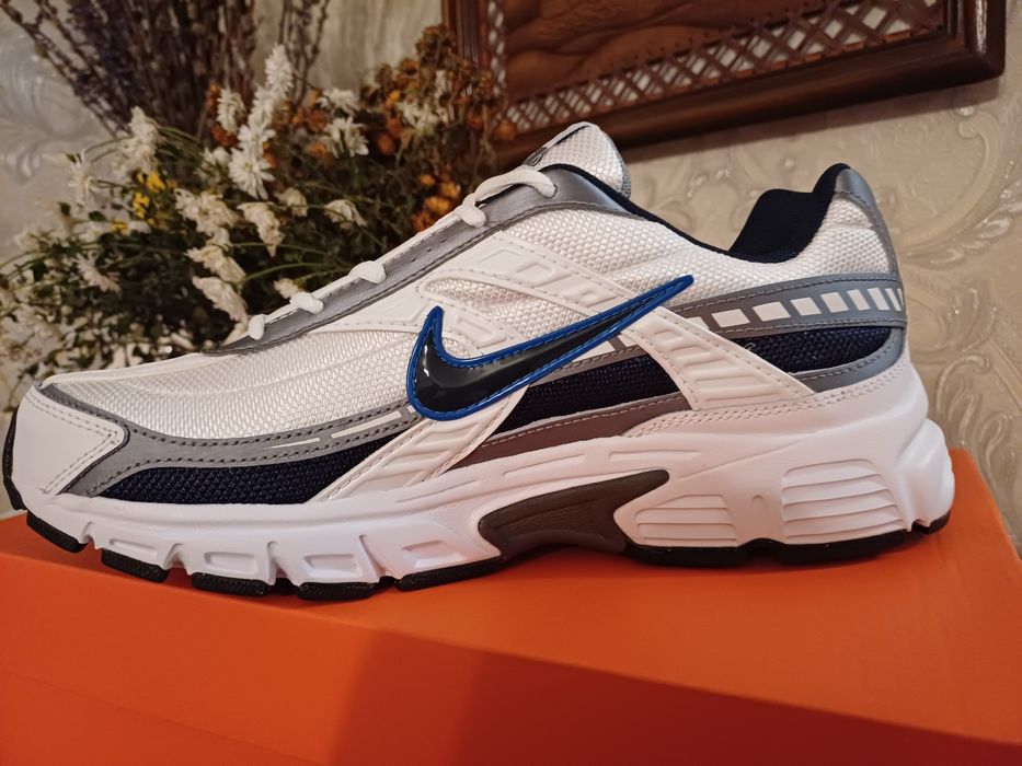 Оригинальные кросовки Найк.