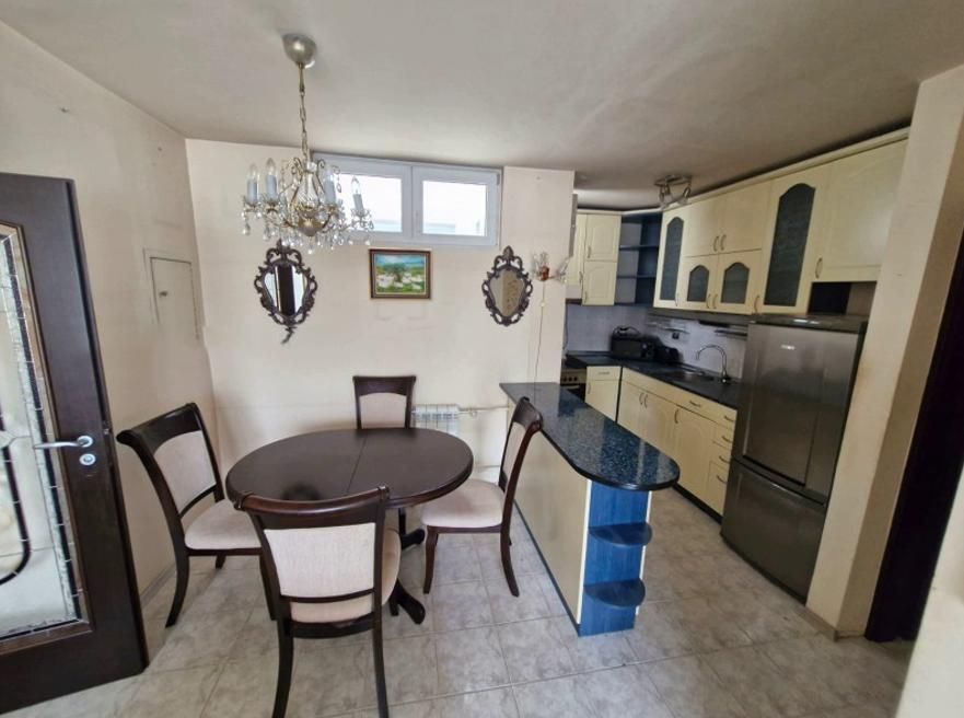 Дава се под наем Тристаен апартамент в София, Младост 1 - 80 кв.м за 850 € - Снимка #1