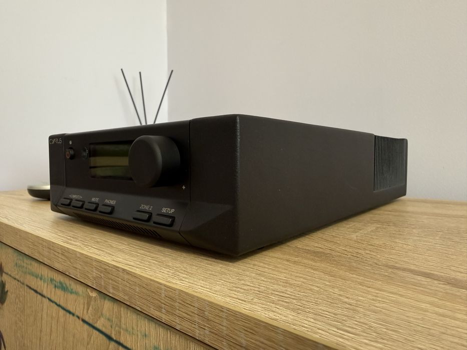 Усилвател Cyrus 6 DAC