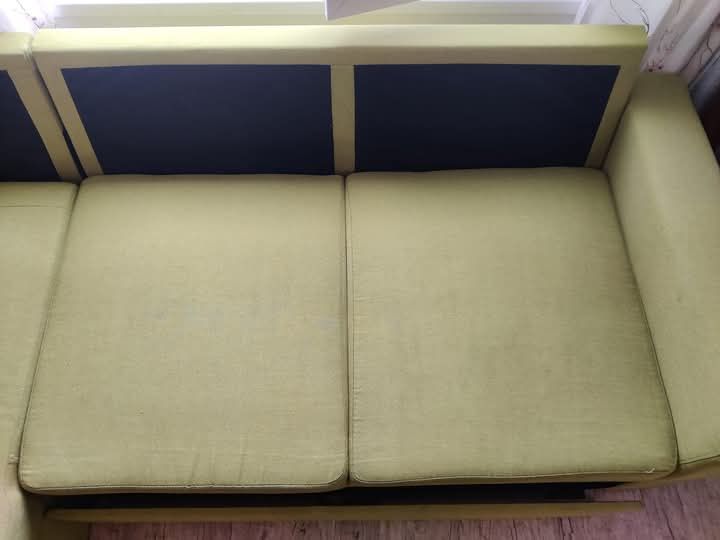 Професионално машинно пране на мека мебел област Бургас