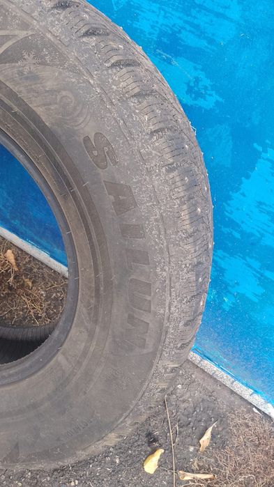 Покрышки зимние)))