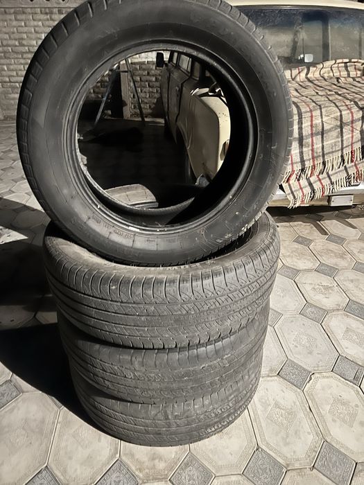 шины р18 235/60 средний