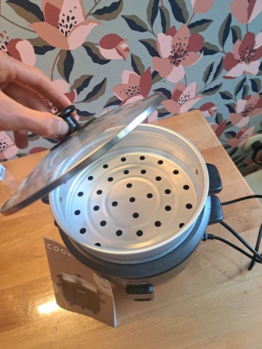 Aparat de gătit la abur Cook It – ideal pentru mese rapide și sănătoase