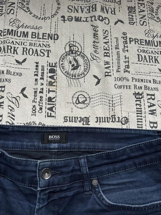 HUGO BOSS original дънки.33-34