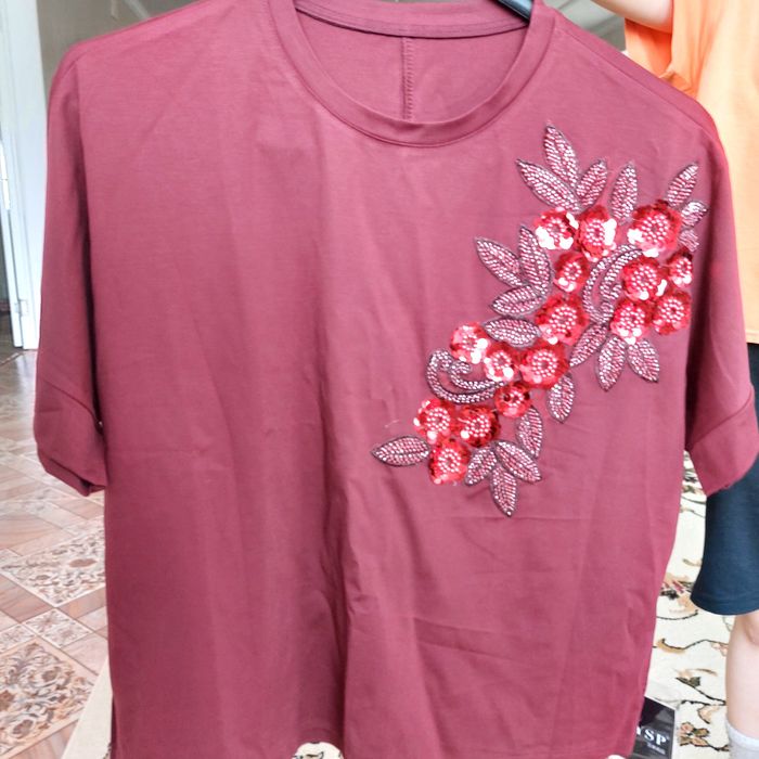 Костюм, кофта и кардиган