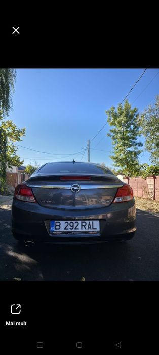Vând Opel Insignia
